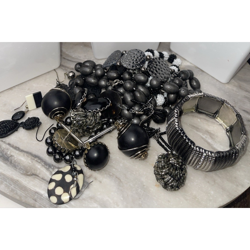 Jewelry Lot, 15+ Pcs Black & Silver Costume, Statement Necklaces, VTG Brooches